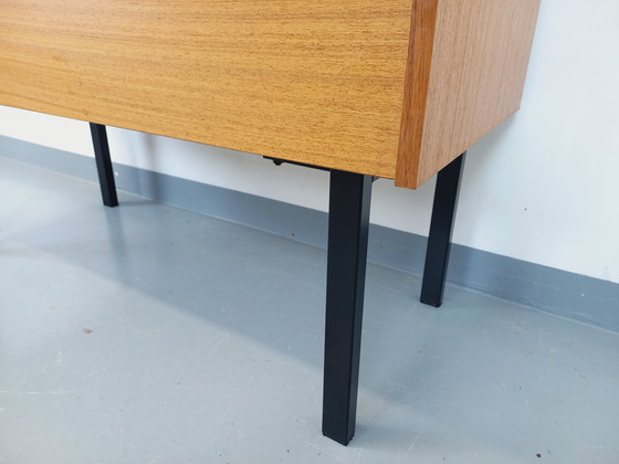 Image 1 of Mobiletto/comò vintage in teak e metallo nero con gambe degli anni '70