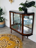 Art deco showcase