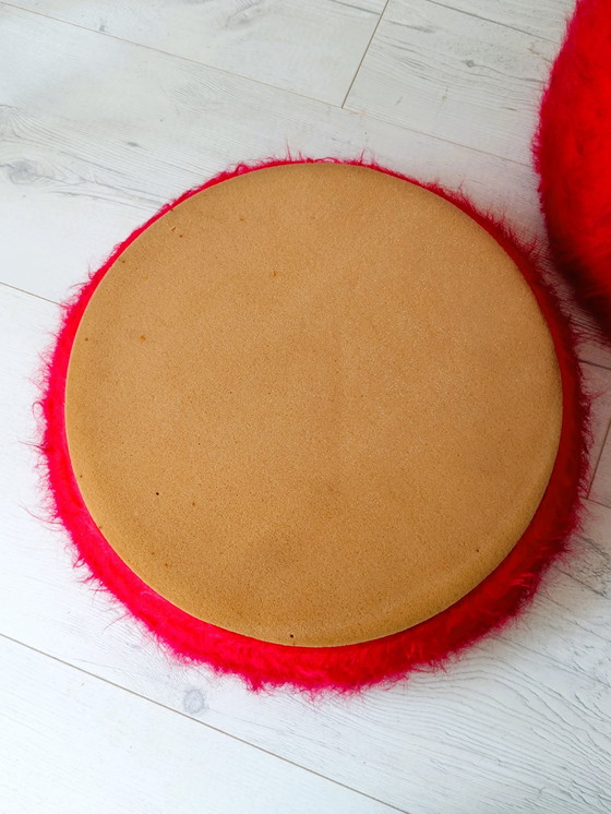 Image 1 of Pouf Moumoute in stile Pelfran rosso