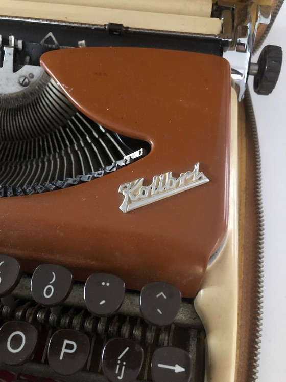 Image 1 of Macchina da scrivere Groma Kolibri