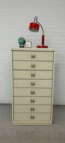 Vintage Space Age Chest of Drawers.