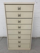 Vintage Space Age Chest of Drawers.