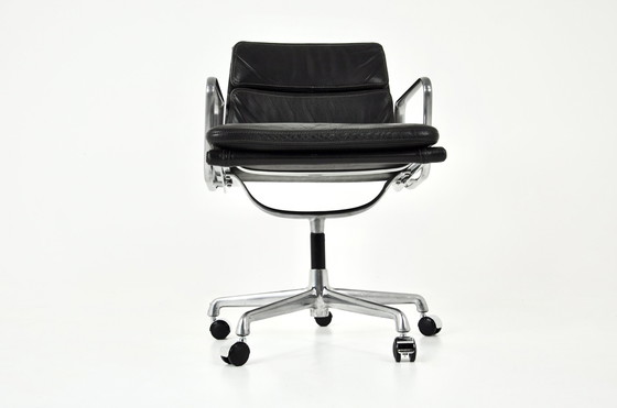 Image 1 of Black Leather Soft Pad Office Chair By Charles And Ray Eames For Icf, 1970S