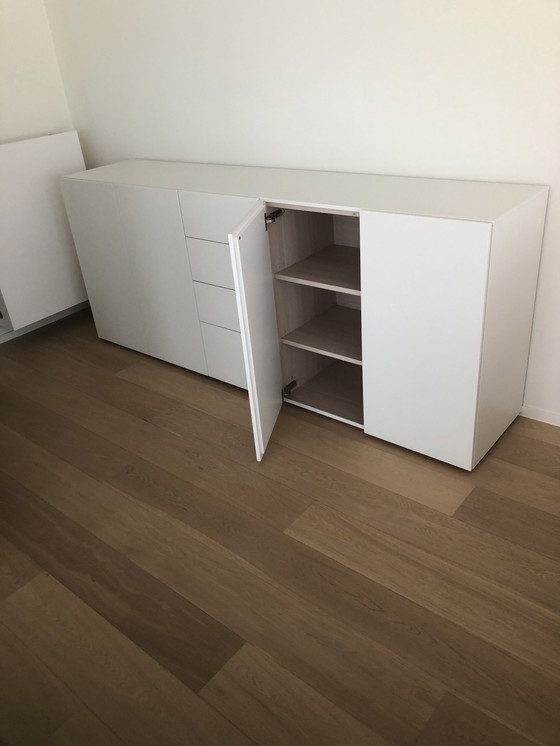 Image 1 of Lema Dressoir