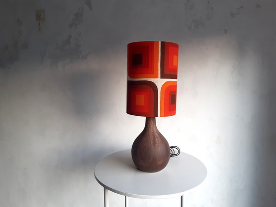 Image 1 of Pied de lampe vintage en céramique avec nouvel abat-jour fait main en tissu vintage original