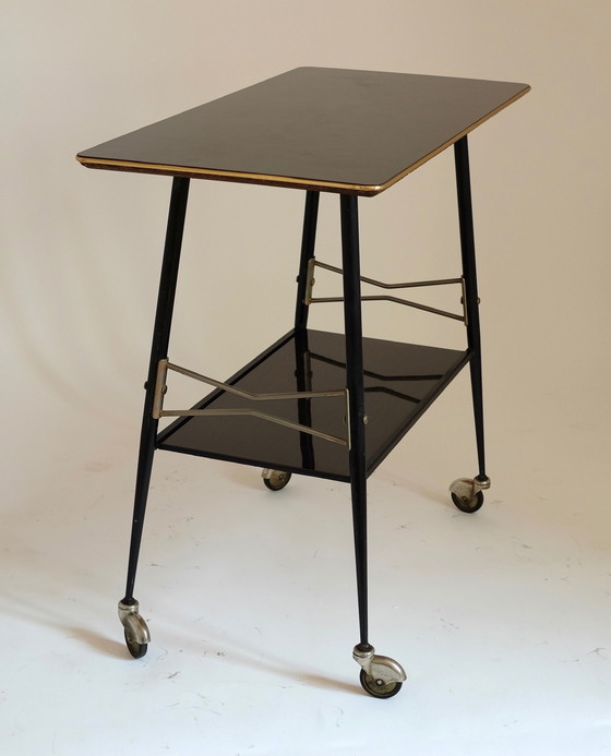 Image 1 of Table d'appoint mobile vintage française