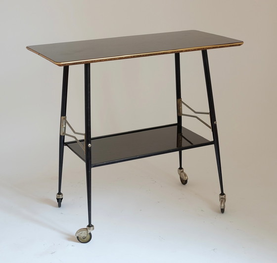 Image 1 of Table d'appoint mobile vintage française