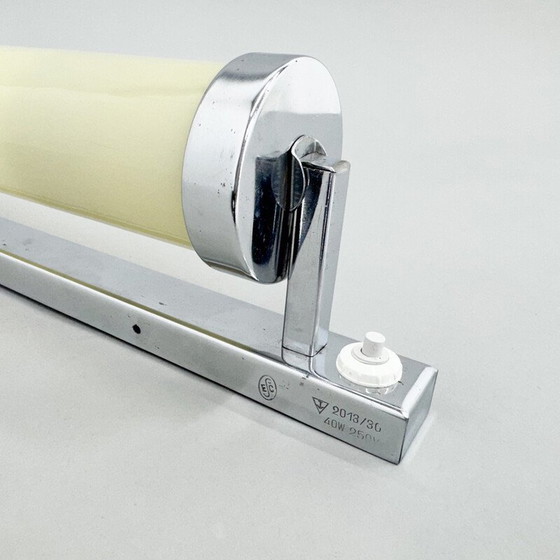 Image 1 of Lampada da parete vintage Bauhaus in cromo e vetro lattiginoso, 1930