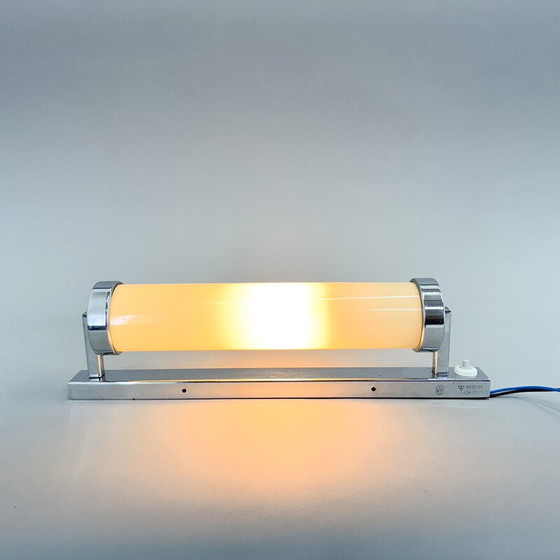 Image 1 of Lampada da parete vintage Bauhaus in cromo e vetro lattiginoso, 1930