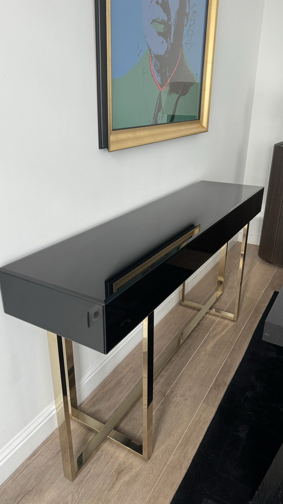 Image 1 of Vical Concept Luna Table console