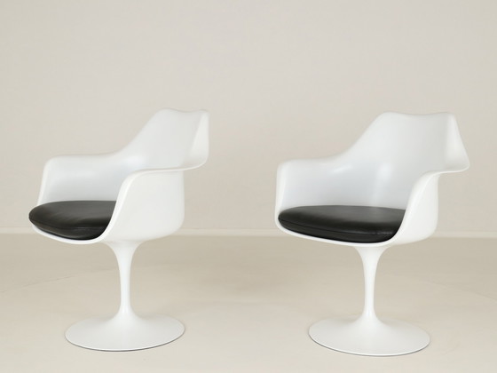 Image 1 of Tulip Arm Chairs By Eero Saarinen 1960S