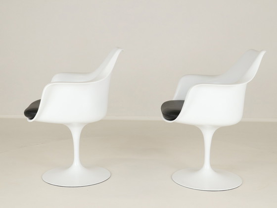 Image 1 of Tulip Arm Chairs By Eero Saarinen 1960S