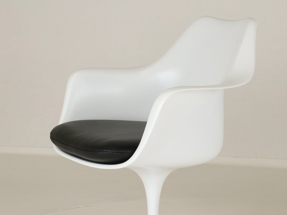 Image 1 of Tulip Arm Chairs By Eero Saarinen 1960S