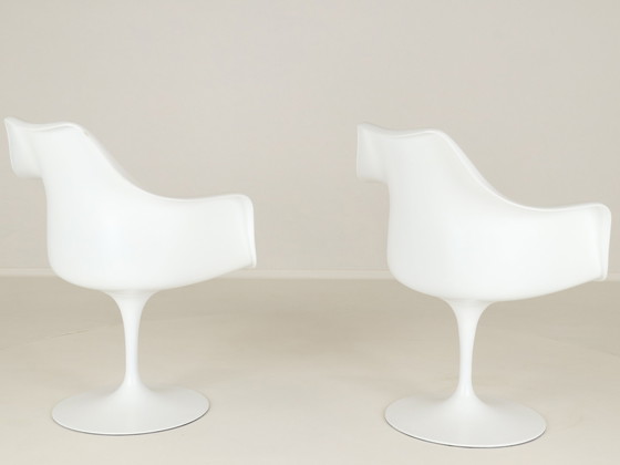 Image 1 of Tulip Arm Chairs By Eero Saarinen 1960S