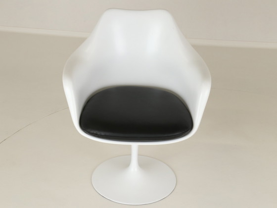 Image 1 of Tulip Arm Chairs By Eero Saarinen 1960S