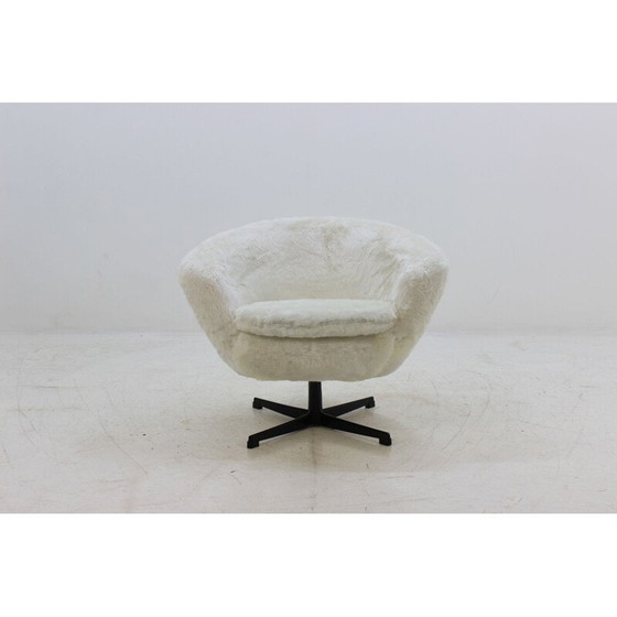 Image 1 of Set of 2 vintage white swivel chairs