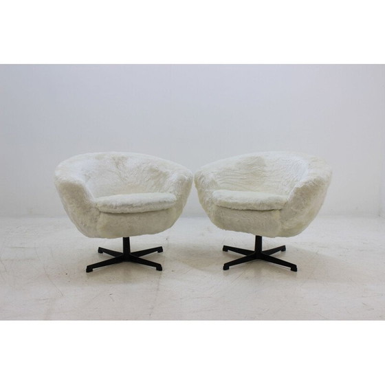 Image 1 of Set of 2 vintage white swivel chairs