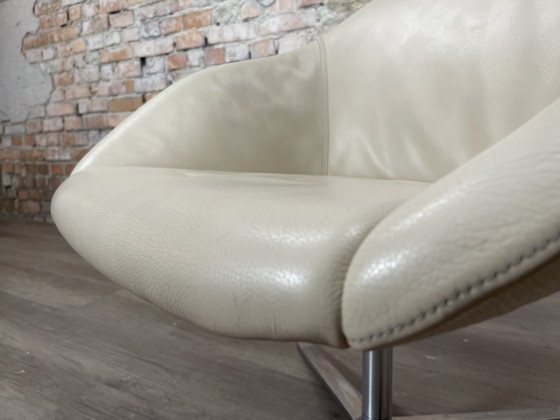 Image 1 of Walter Knoll Turtle Chair Cream