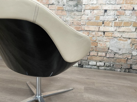 Image 1 of Walter Knoll Turtle Chair Cream