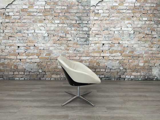 Image 1 of Walter Knoll Turtle Chair Cream