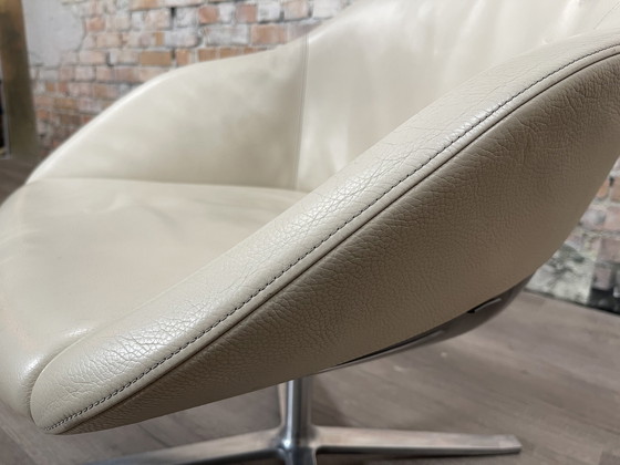 Image 1 of Walter Knoll Turtle Chair Cream