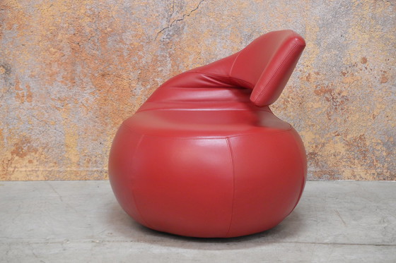 Image 1 of Leolux Gisa Red Leather Design Swivel Armchair