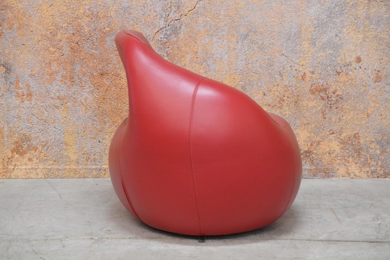 Image 1 of Leolux Gisa Red Leather Design Swivel Armchair