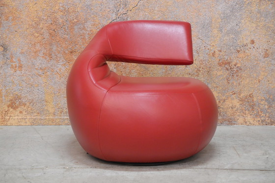 Image 1 of Leolux Gisa Red Leather Design Swivel Armchair