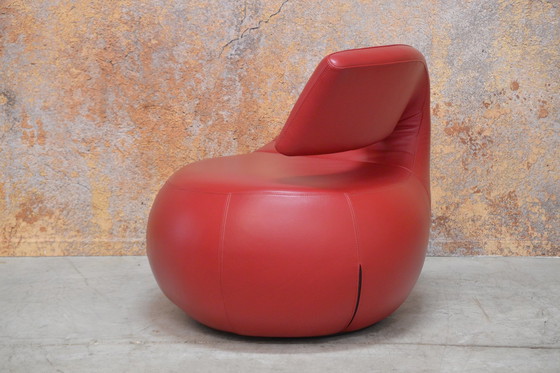 Image 1 of Leolux Gisa Red Leather Design Swivel Armchair