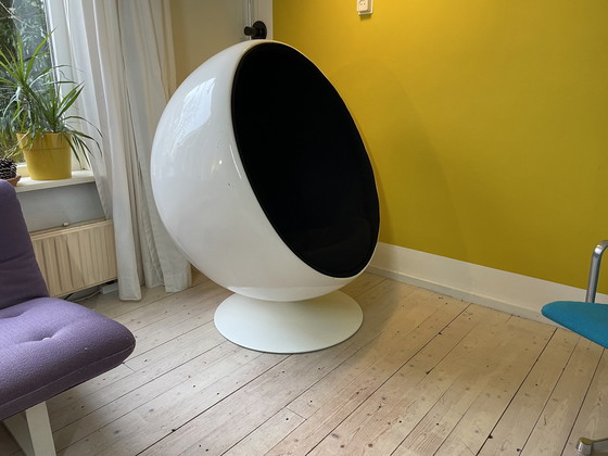 Image 1 of Ball Chair