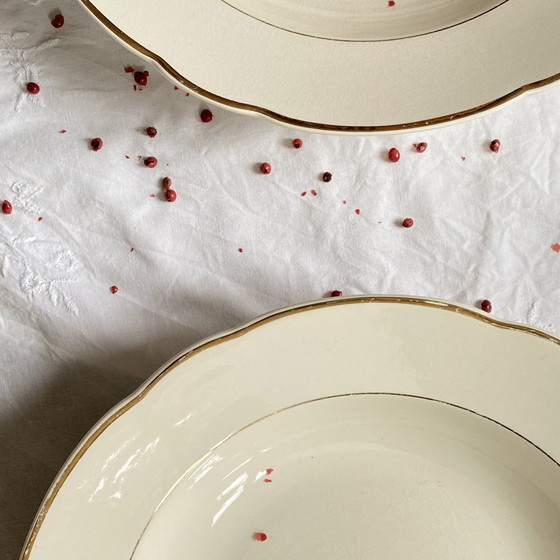 Image 1 of Set di 3 piatti da portata in terracotta antica Villeroy &amp; Boch in beige e oro