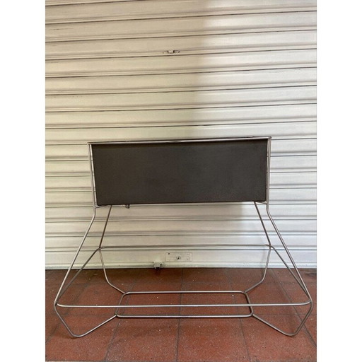 Jardinera vintage de polietileno y acero, años 80, de Arredare Moderno, Italia