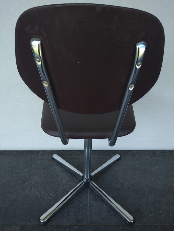 Image 1 of Chaise de bureau vintage avec piétement en étoile 1960