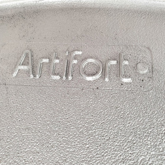 Image 1 of Round vintage dining table by Pierre Paulin for Artifort, 1960s