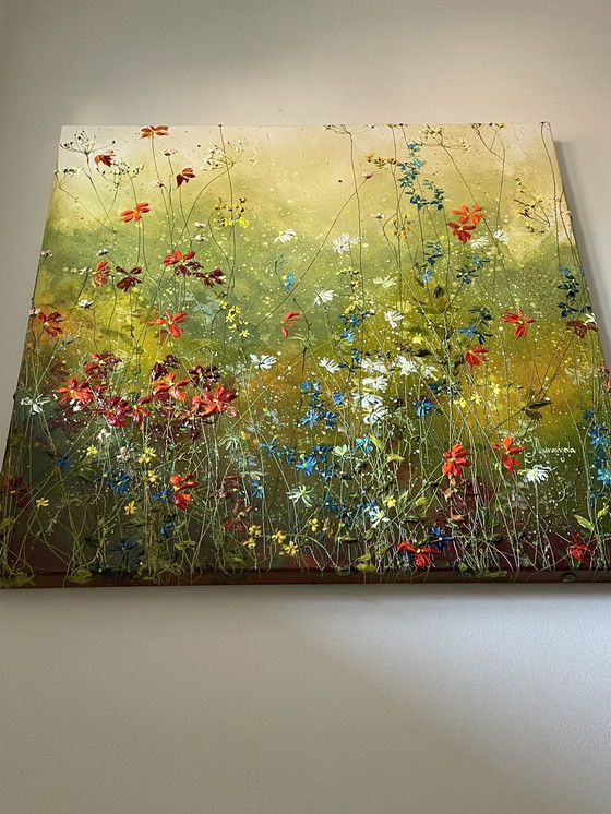 Image 1 of Yulia Muravyeva, Campo de flores de verano (Flower Power)