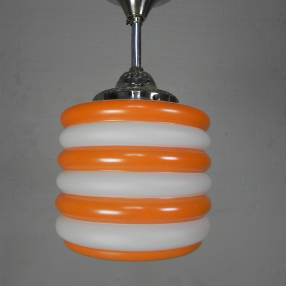 Image 1 of Lampe suspendue vintage à rayures orange