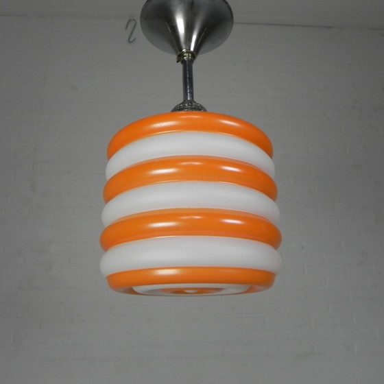 Image 1 of Lampe suspendue vintage à rayures orange
