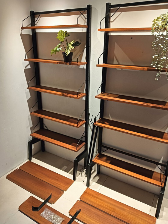 Image 1 of Cadovius, Royal System Wall Unit. Excellent Condition