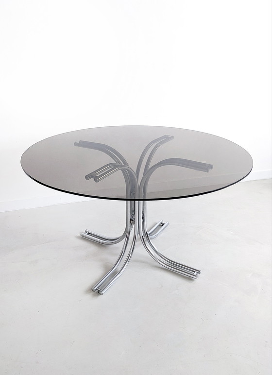 Image 1 of Table de salle à manger italienne en chrome et verre fumé 1970