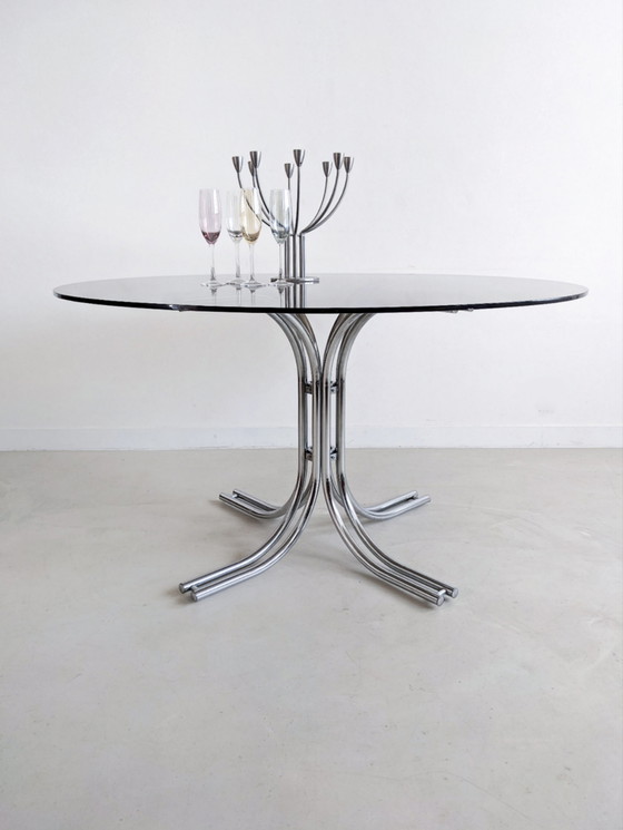 Image 1 of Table de salle à manger italienne en chrome et verre fumé 1970