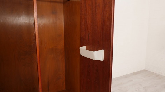 Image 1 of Penderie vintage