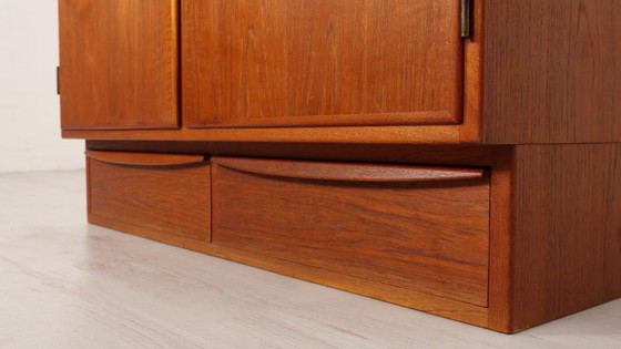 Image 1 of Penderie vintage