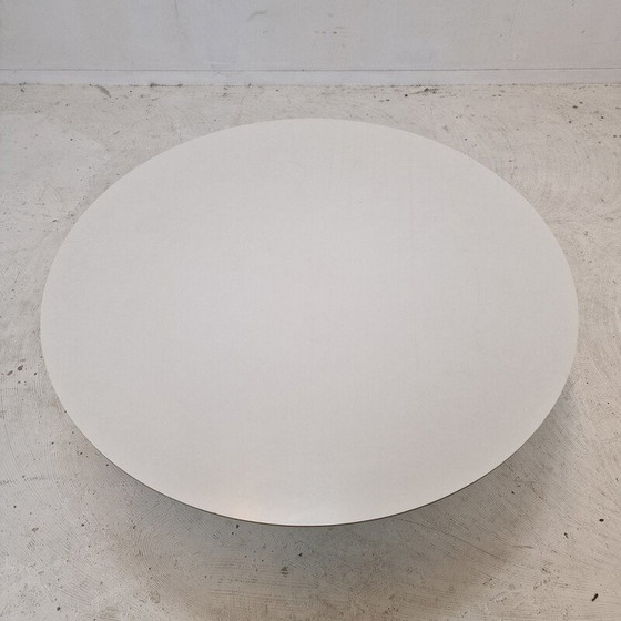 Image 1 of Vintage "Circle" coffee table in wood veneer by Pierre Paulin for Artifort, 1960