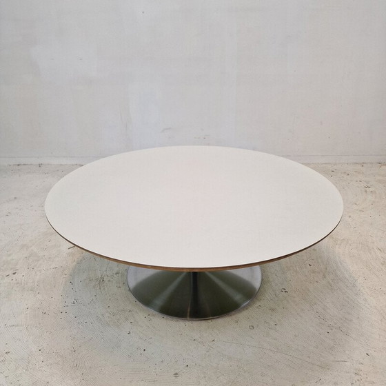 Image 1 of Vintage "Circle" coffee table in wood veneer by Pierre Paulin for Artifort, 1960