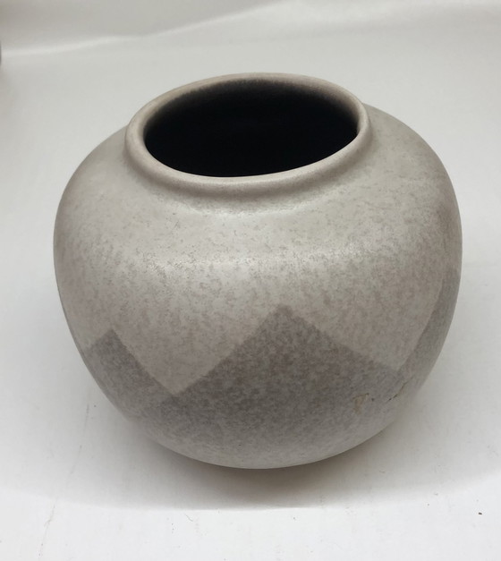 Image 1 of Ceramic ball vase VEB haldensleben West Germany