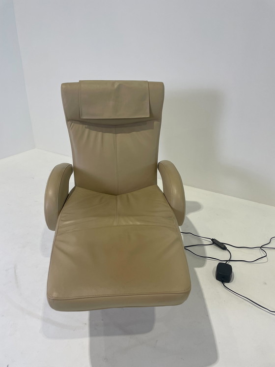 Image 1 of Leolux armchair electric