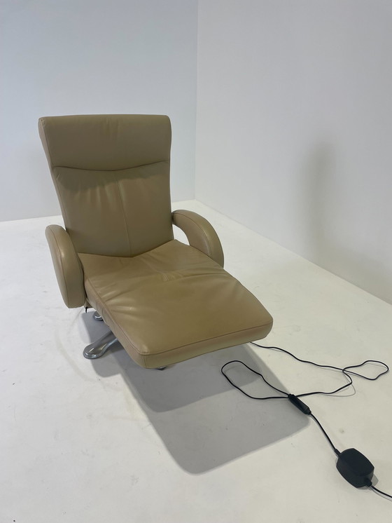 Image 1 of Leolux armchair electric