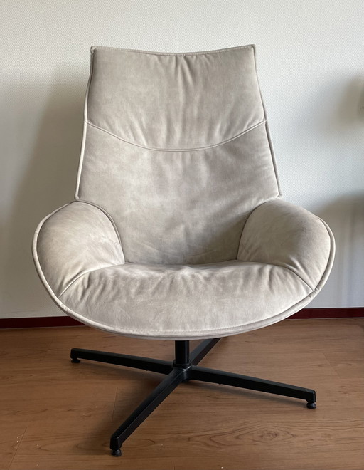 Van Baenks Swivel Armchair