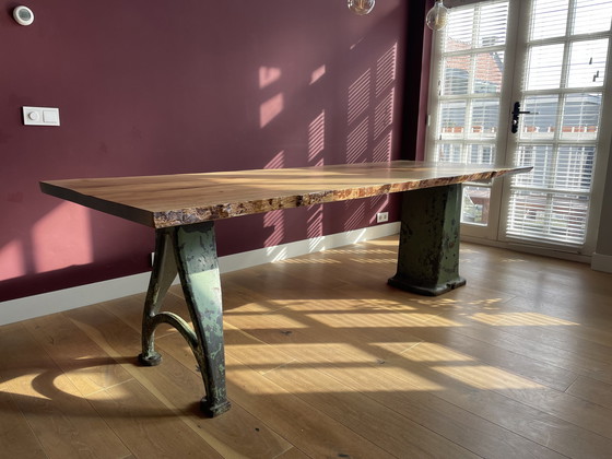 Image 1 of Modern tree trunk table