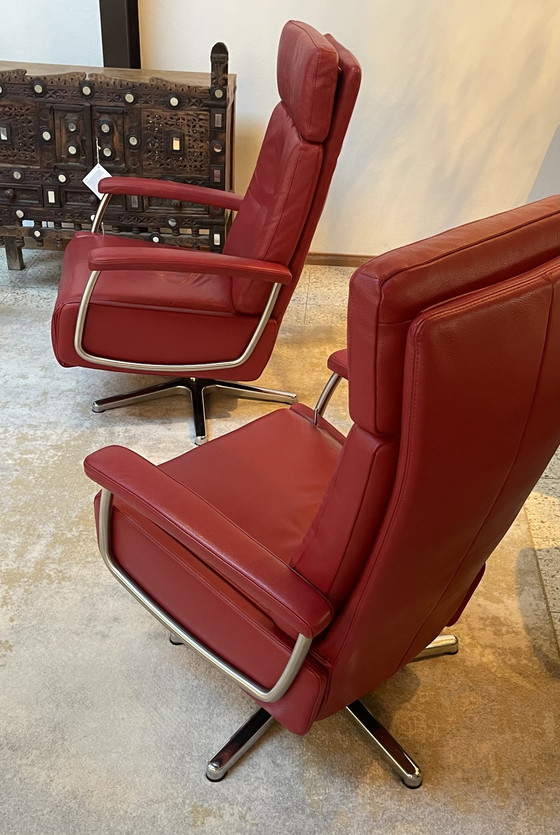 Image 1 of 2 Gealux Recliners